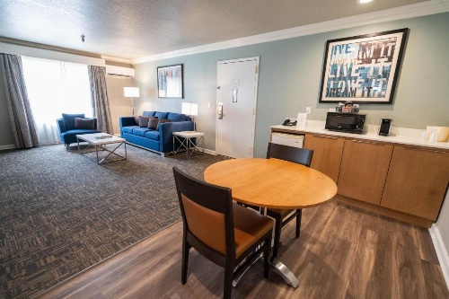 Alexis Park All Suite Resort image 30
